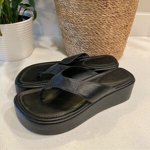 ASOS DESIGN Target Premium Leather Toe Post Flatform Sandals Black Women’s 9